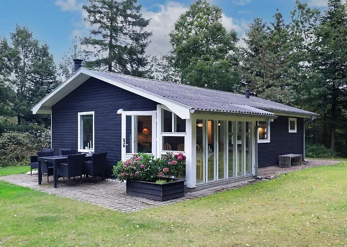 5 Person Holiday Home In H Jslev